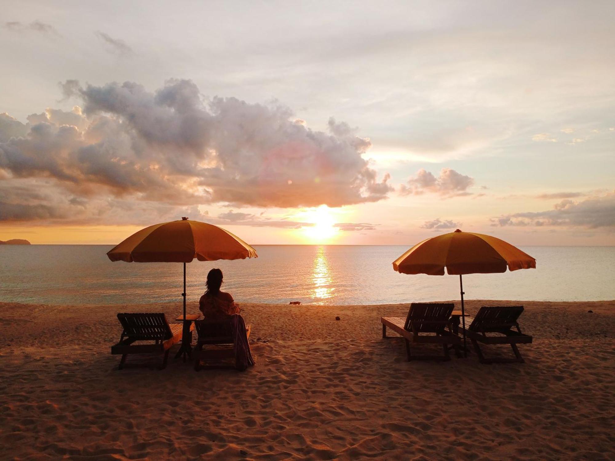 Amwani Sunset Colours Camping Site San Vicente  Luaran gambar